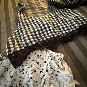 La Vie En Rose Floral Top with Black Lace